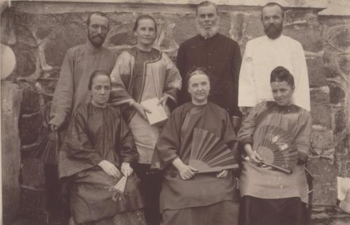 邊得志與宣教士於香港島山頂 Heinrich Bender with missionaries on The Peak in Hong Kong