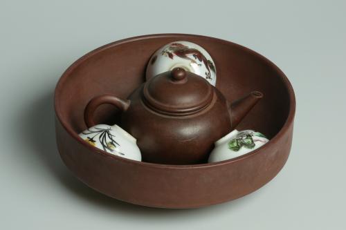 工夫茶具（茶船、紫砂壺與蛋殼杯）